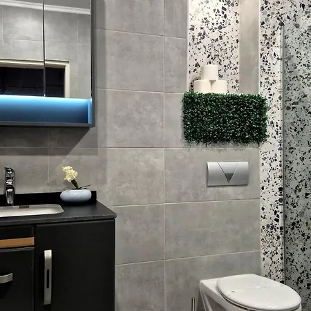Spacious 3 Bdr Pulse Near Airport, The Mall, Arena 8888 By Keybox *